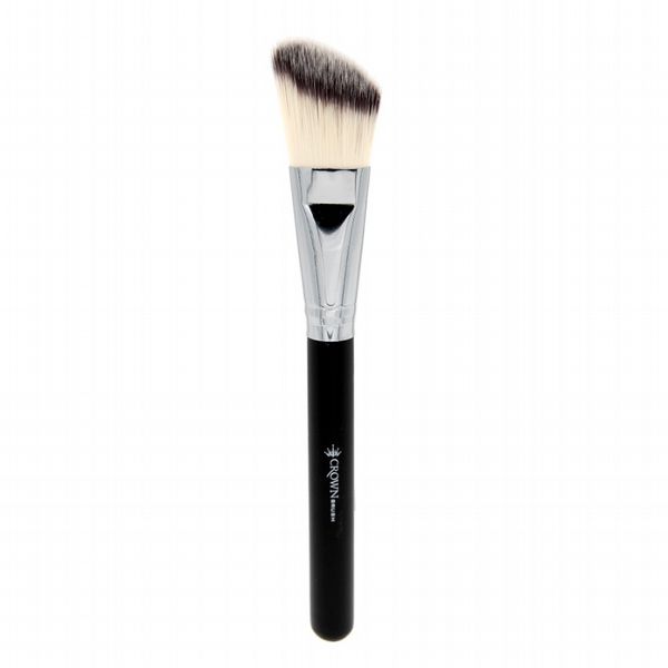 Deluxe Angle Foundation Brush